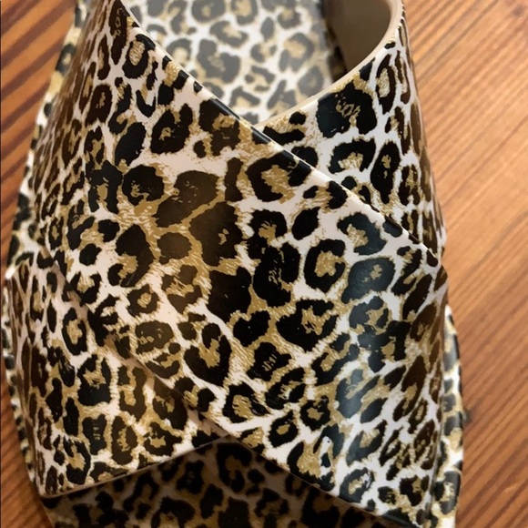 14. Qupid Leopard Slides in Camel - Picture 3 of 8